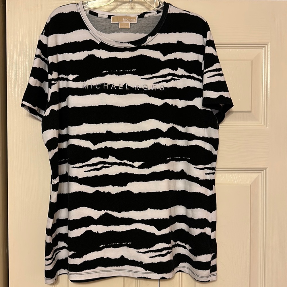 Michael Kors short sleeve black & white shirt